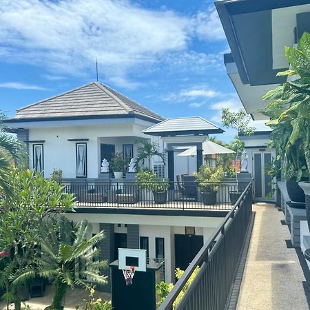 Villa Rumah Putih Abu Abu เซงกีกี ภายนอก รูปภาพ